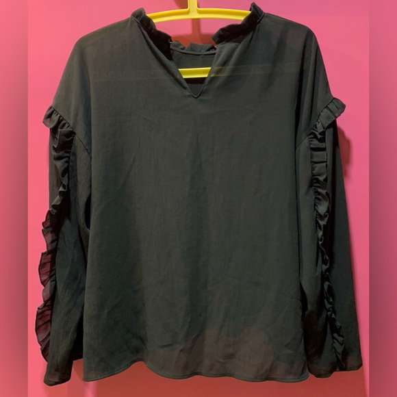 Zara Full sleeve ruffle top size US L Green crepe fabric Semi Sheer - Picture 2 of 3